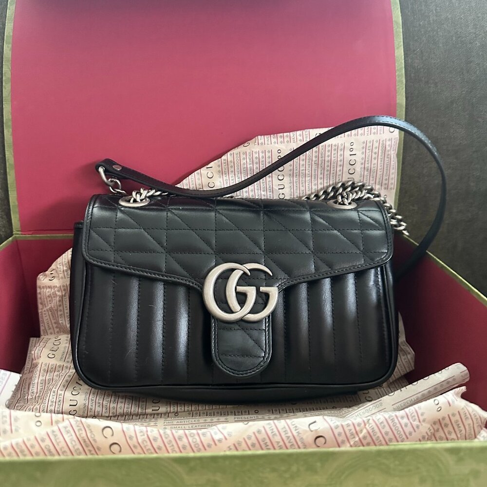 Gucci GG Marmont Matelasse Shoulder Bag